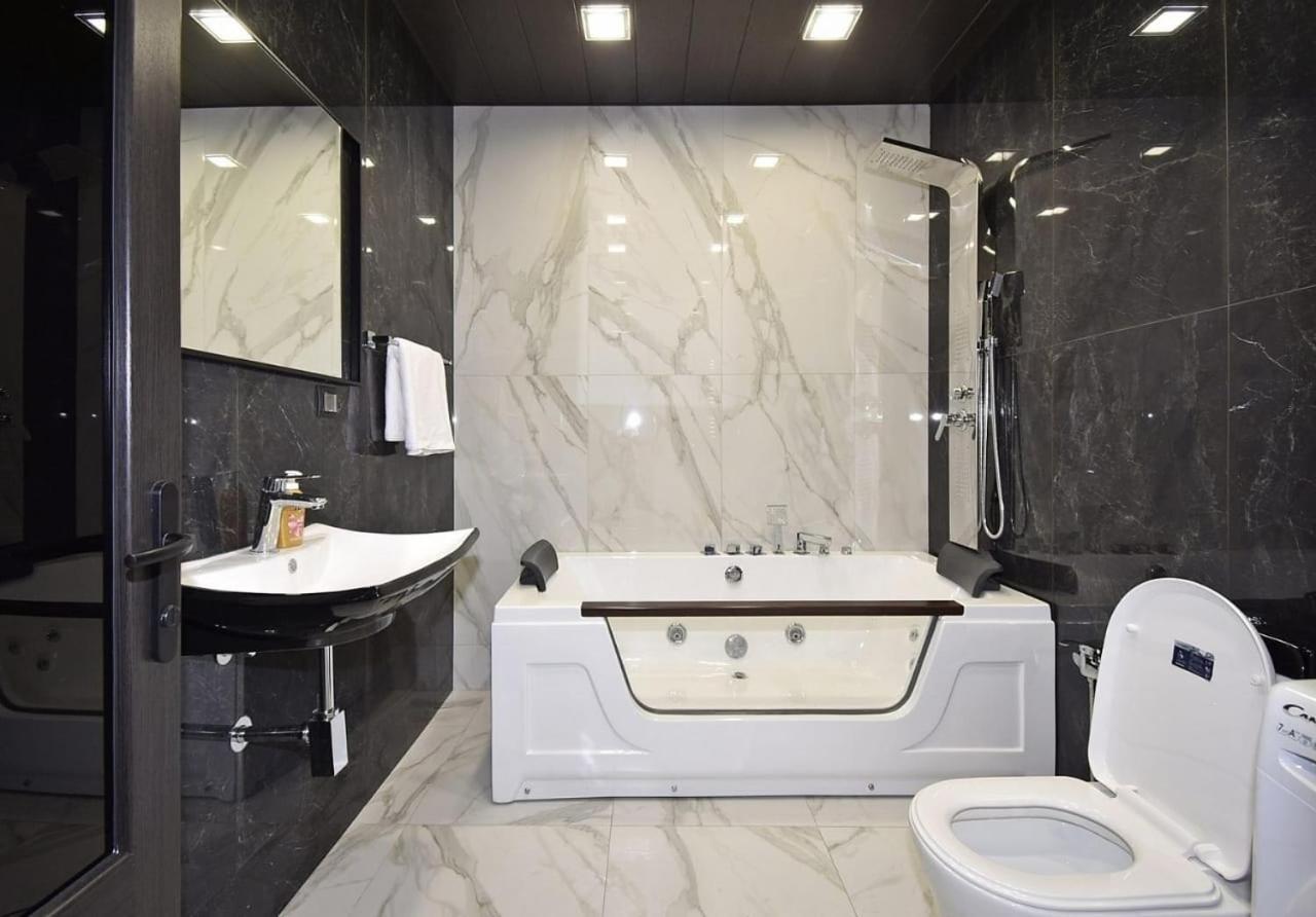 Luxuary 2Bedroom 2 Bathroom Apartment With Jacuzzi Erévan Extérieur photo
