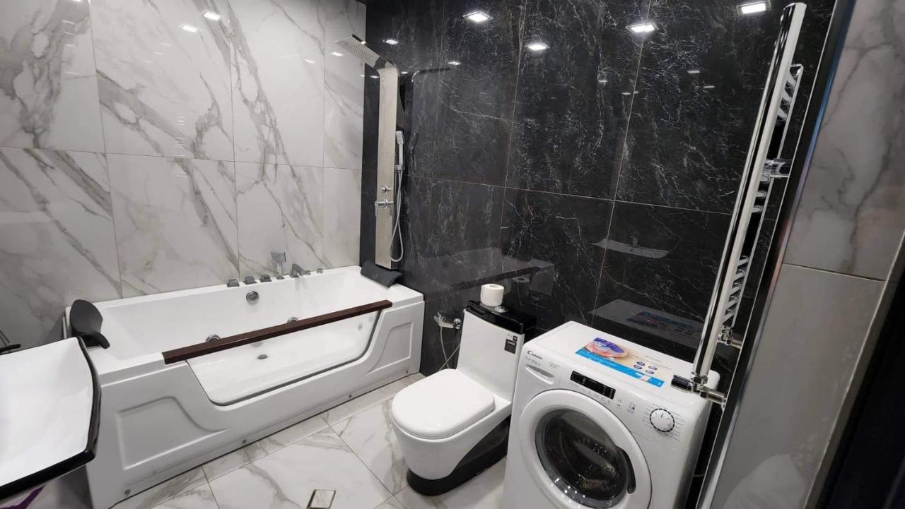 Luxuary 2Bedroom 2 Bathroom Apartment With Jacuzzi Erévan Extérieur photo
