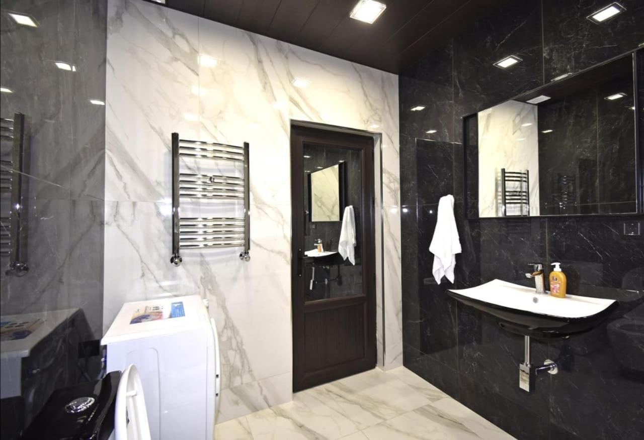 Luxuary 2Bedroom 2 Bathroom Apartment With Jacuzzi Erévan Extérieur photo