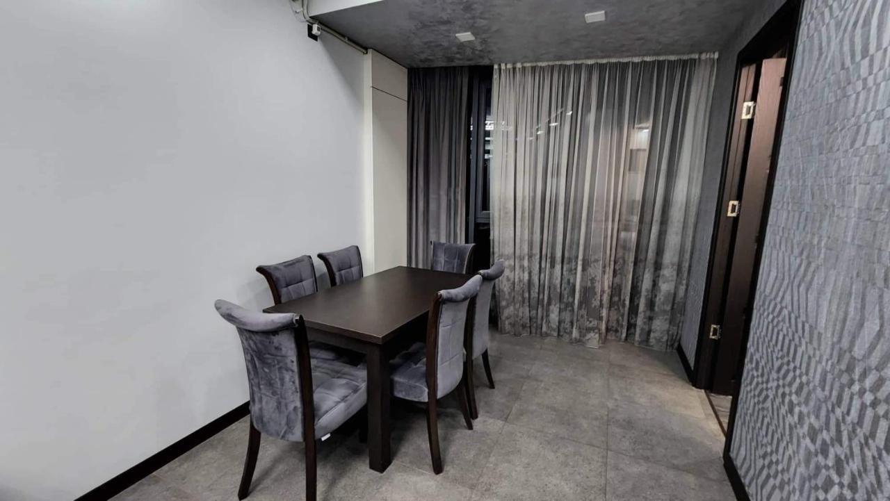 Luxuary 2Bedroom 2 Bathroom Apartment With Jacuzzi Erévan Extérieur photo