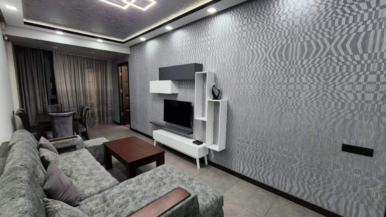 Luxuary 2Bedroom 2 Bathroom Apartment With Jacuzzi Erévan Extérieur photo